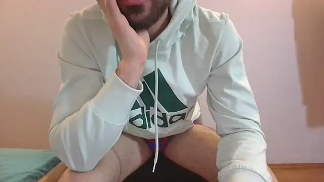 Snapshot of Turkboy_17 chatting on January 11, 2:36 pm Turkboy 17 online show from January 11, 2:36 pm