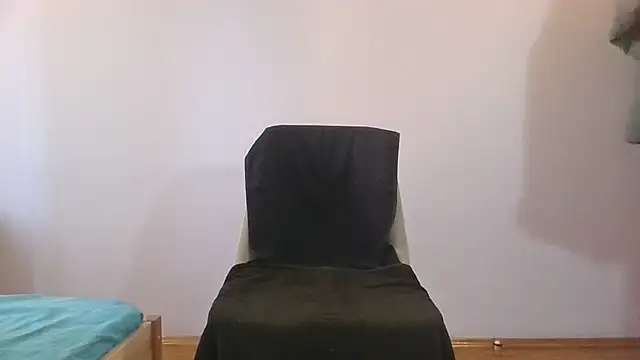 Snapshot of Turkboy_17 chatting on January 26, 6:59 am Turkboy 17 online show from January 26, 6:59 am