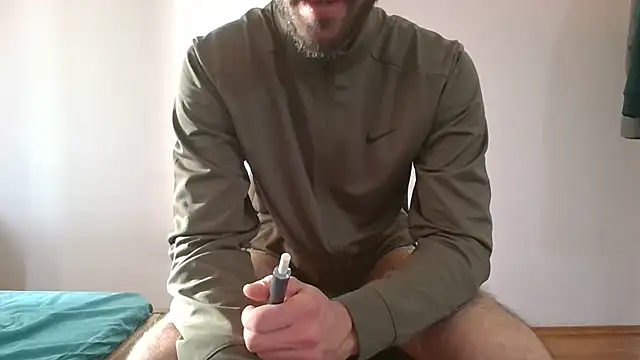 Snapshot of Turkboy_17 chatting on February 15, 2:22 pm Turkboy 17 online show from February 15, 2:22 pm