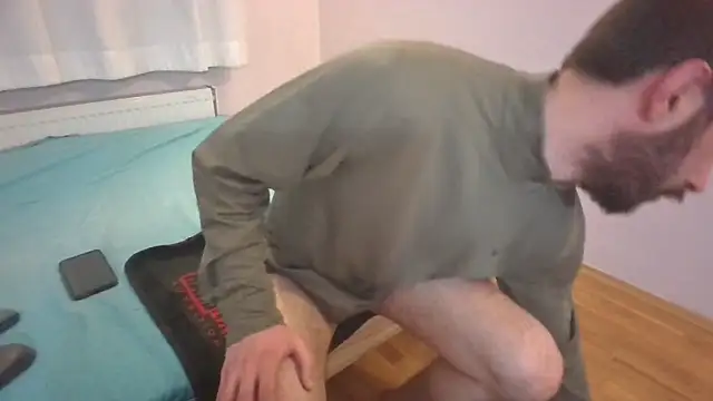 Snapshot of Turkboy_17 chatting on March 6, 5:11 pm Turkboy 17 online show from March 6, 5:11 pm