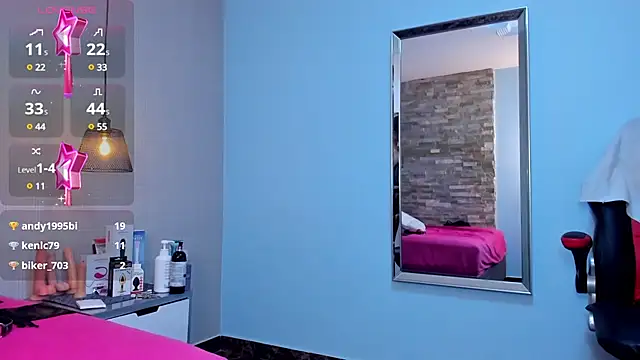 Snapshot of CAMILAGRAY chatting on February 20, 3:41 pm CAMILAGRAY online show from February 20, 3:41 pm