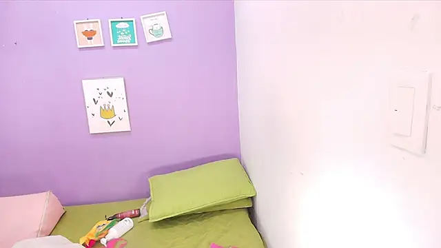 Snapshot of veronica_sinner_ chatting on January 10, 11:54 am veronica sinner online show from January 10, 11:54 am