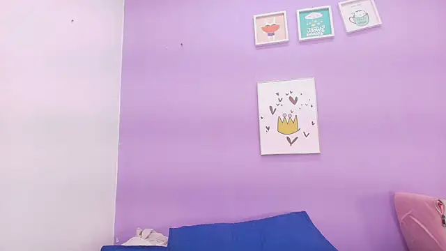 Snapshot of veronica_sinner_ chatting on January 28, 3:14 pm veronica sinner online show from January 28, 3:14 pm