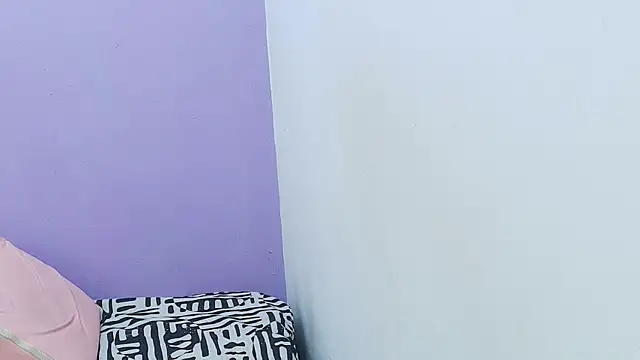 Snapshot of veronica_sinner_ chatting on March 5, 12:00 pm veronica sinner online show from March 5, 12:00 pm