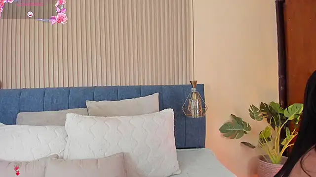 Snapshot of kathecute__ chatting on November 15, 1:36 am kathecute online show from November 15, 1:36 am