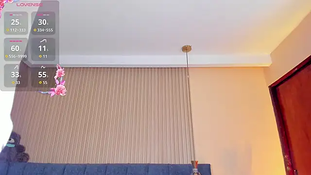 Snapshot of kathecute__ chatting on December 14, 1:44 am kathecute online show from December 14, 1:44 am