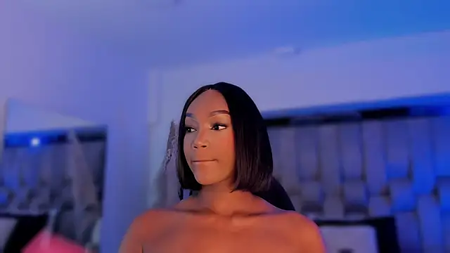 Snapshot of ChaynnaCooper chatting on November 9, 11:03 pm ChaynnaCooper online show from November 9, 11:03 pm