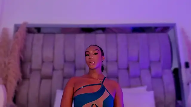 ChaynnaCooper online show from February 3, 6:22 am