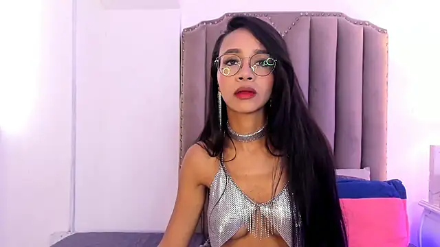 Snapshot of SamanthaFerrer__ chatting on January 24, 7:49 pm SamanthaFerrer online show from January 24, 7:49 pm