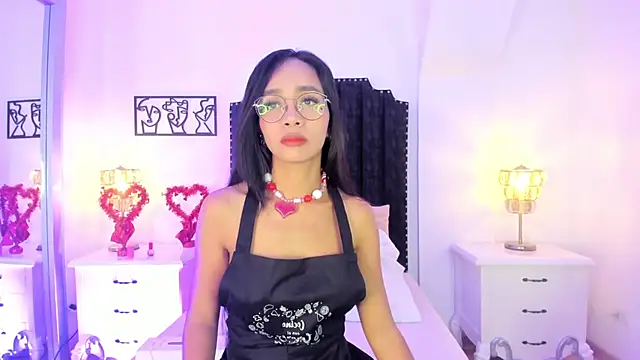 Snapshot of SamanthaFerrer__ chatting on February 14, 7:33 pm SamanthaFerrer online show from February 14, 7:33 pm