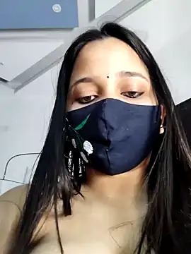 Varnika aarora online show from January 28, 7:00 am