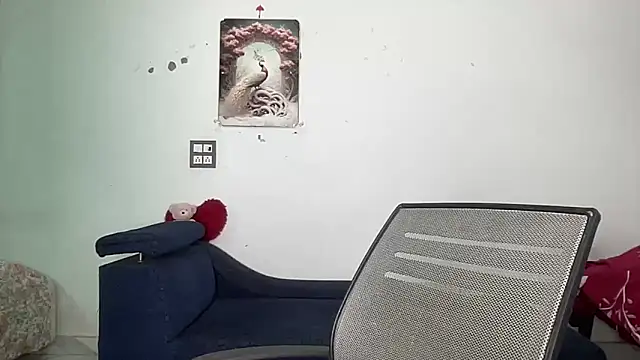 Varnika aarora online show from September 16, 4:13 am