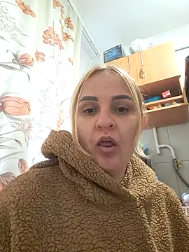 Snapshot of Malichkaanna30 chatting on October 24, 8:33 am Malichkaanna30 online show from October 24, 8:33 am