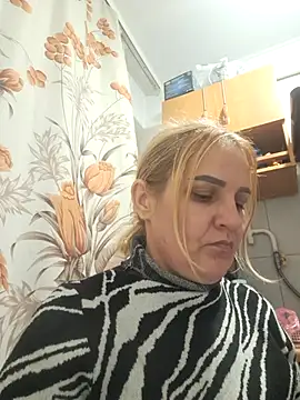 Snapshot of Malichkaanna30 chatting on November 3, 2:51 pm Malichkaanna30 online show from November 3, 2:51 pm