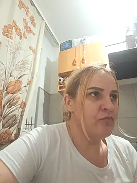 Snapshot of Malichkaanna30 chatting on December 3, 5:33 pm Malichkaanna30 online show from December 3, 5:33 pm