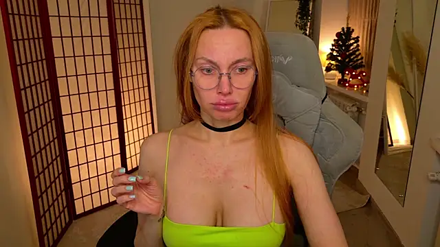 Snapshot of Love_Call chatting on December 14, 5:24 am Love Call online show from December 14, 5:24 am