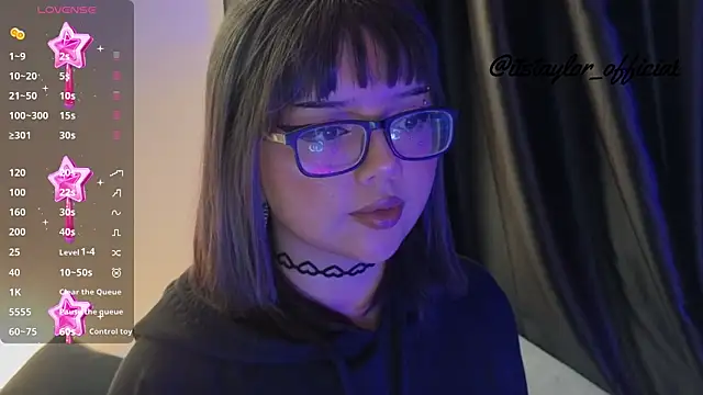 missy taylor  online show from June 4, 11:33 pm