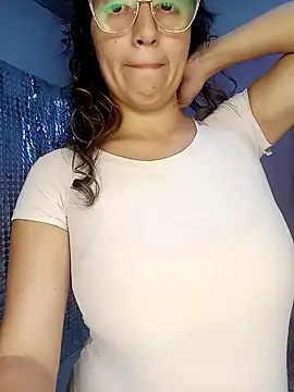 misshiccups online show from September 17, 3:41 am