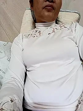 Lovepussyhair online show from January 11, 3:11 am