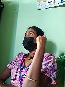 Snapshot of anusiya01 chatting on January 5, 7:49 am anusiya01 online show from January 5, 7:49 am