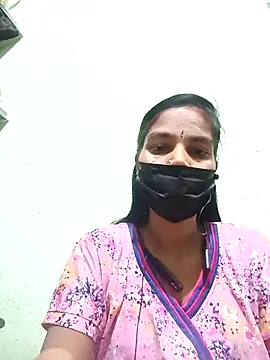 Snapshot of anusiya01 chatting on February 24, 2:37 pm anusiya01 online show from February 24, 2:37 pm