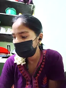 Snapshot of anusiya01 chatting on March 12, 2:01 pm anusiya01 online show from March 12, 2:01 pm