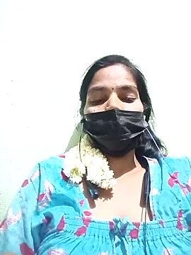 Snapshot of anusiya01 chatting on September 26, 6:45 pm anusiya01 online show from September 26, 6:45 pm