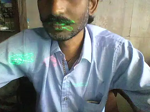 Snapshot of Desi_GfBf chatting on November 2, 11:01 am Desi GfBf online show from November 2, 11:01 am