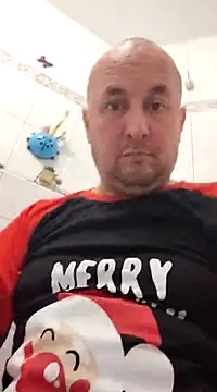 Snapshot of intx800 chatting on December 24, 10:49 pm intx800 online show from December 24, 10:49 pm