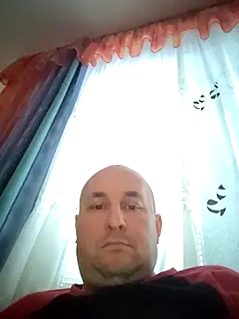 Snapshot of intx800 chatting on January 18, 2:44 pm intx800 online show from January 18, 2:44 pm