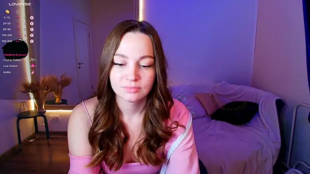 Snapshot of an6elica chatting on September 27, 2:27 am an6elica online show from September 27, 2:27 am