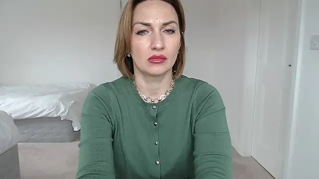 Snapshot of Mallinia chatting on March 16, 2:55 pm Mallinia online show from March 16, 2:55 pm