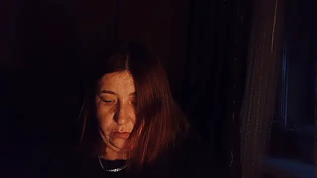 Snapshot of FiireTaliia chatting on December 9, 1:45 pm FiireTaliia online show from December 9, 1:45 pm