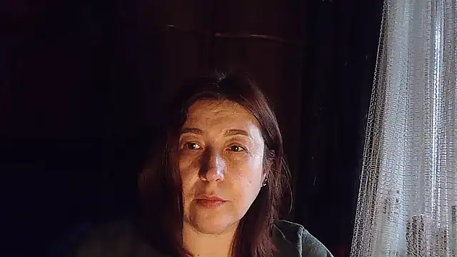 Snapshot of FiireTaliia chatting on January 28, 1:27 pm FiireTaliia online show from January 28, 1:27 pm