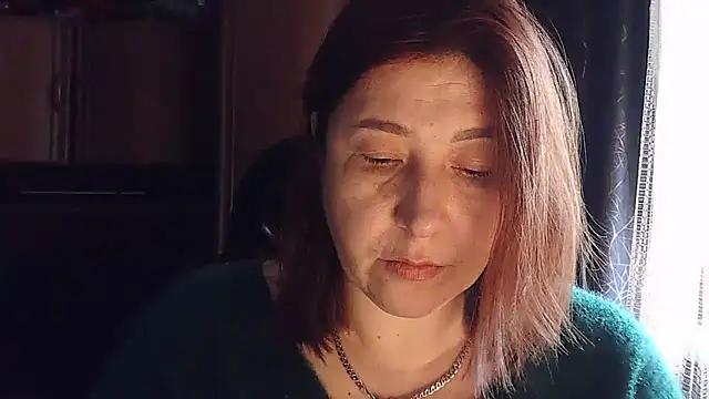 Snapshot of FiireTaliia chatting on February 19, 11:49 am FiireTaliia online show from February 19, 11:49 am