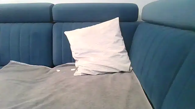 Snapshot of axecoman60 chatting on March 17, 8:51 pm axecoman60 online show from March 17, 8:51 pm