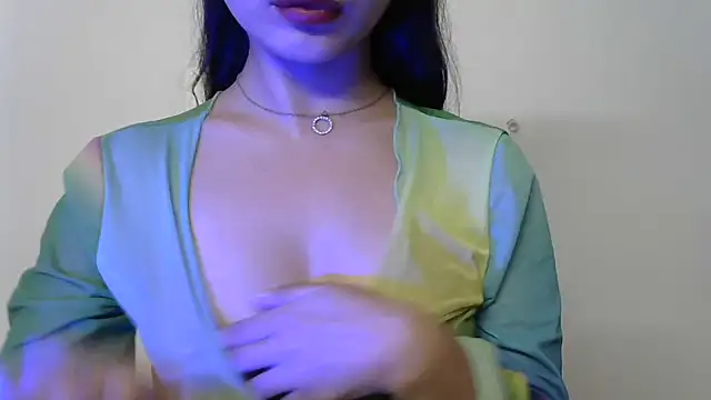 Snapshot of amrita2210 chatting on October 3, 10:07 pm amrita2210 online show from October 3, 10:07 pm