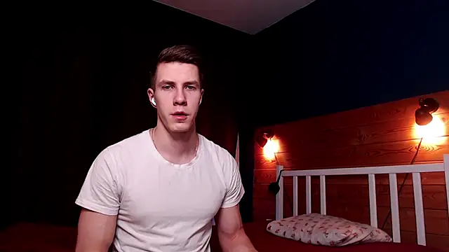 Chris Brien online show from March 21, 10:39 pm