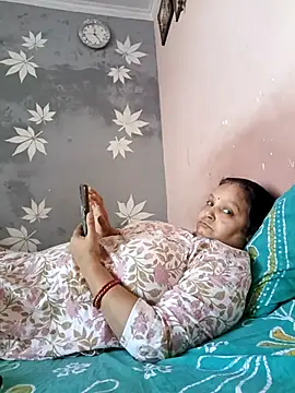 Snapshot of Kavya_kapoor chatting on March 16, 6:53 am Kavya kapoor online show from March 16, 6:53 am