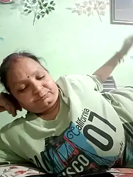 Snapshot of Kavya_kapoor chatting on March 23, 8:04 am Kavya kapoor online show from March 23, 8:04 am