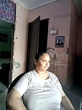 Kavya kapoor online show from April 12, 4:06 am