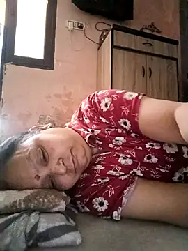 Kavya kapoor online show from April 14, 8:31 am