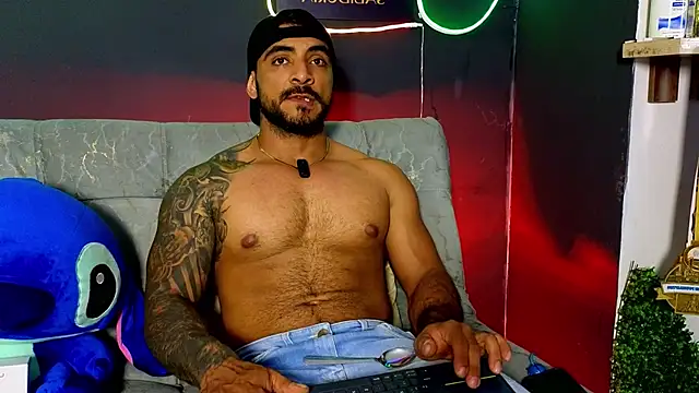 ERIC HARRISON online show from February 10, 12:15 am