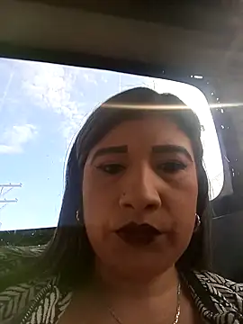 Snapshot of Hannahcandyy chatting on February 21, 1:11 pm Hannahcandyy online show from February 21, 1:11 pm