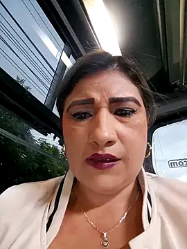 Snapshot of Hannahcandyy chatting on February 25, 11:22 pm Hannahcandyy online show from February 25, 11:22 pm