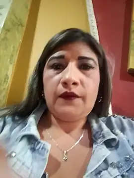 Snapshot of Hannahcandyy chatting on March 3, 10:31 pm Hannahcandyy online show from March 3, 10:31 pm