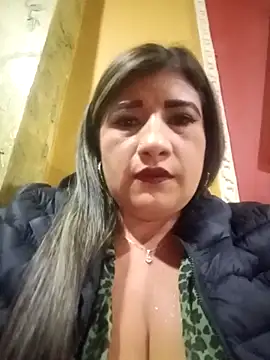 Snapshot of Hannahcandyy chatting on March 5, 11:16 pm Hannahcandyy online show from March 5, 11:16 pm