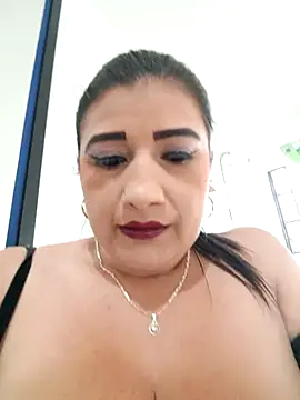 Snapshot of Hannahcandyy chatting on March 13, 8:00 pm Hannahcandyy online show from March 13, 8:00 pm