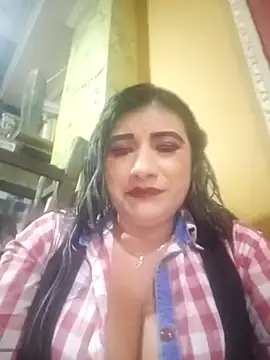 Snapshot of Hannahcandyy chatting on March 15, 11:28 pm Hannahcandyy online show from March 15, 11:28 pm