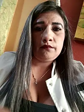 Snapshot of Hannahcandyy chatting on March 17, 8:51 pm Hannahcandyy online show from March 17, 8:51 pm